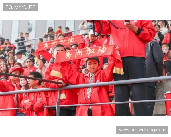 嘉兴足球冠军联赛:海盐队1-10秀洲队,师徒对决成焦点 嘉兴足球冠军联赛:海盐队1-10秀洲队,师徒对决成焦点